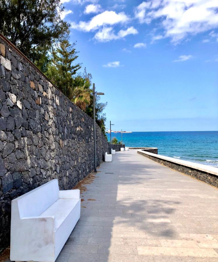 Fuerteventura Beach Vacations And Blue Mango Surf&Fitness Center At Charco Puerto del Rosario  Exterior foto